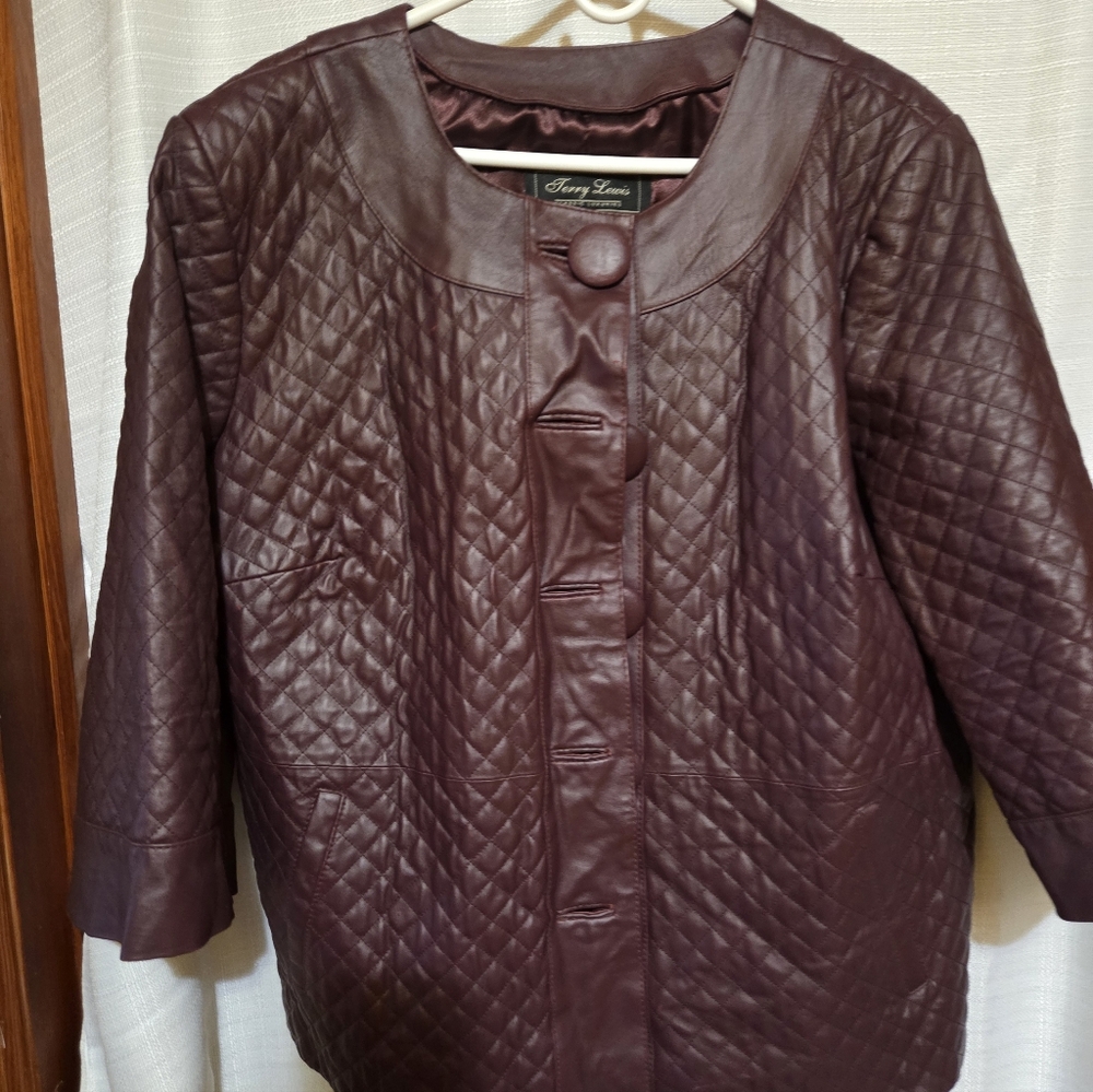 Terry Lewis Classic Luxuries Jacket Red Leather Quilt Design Buttons Size 2X